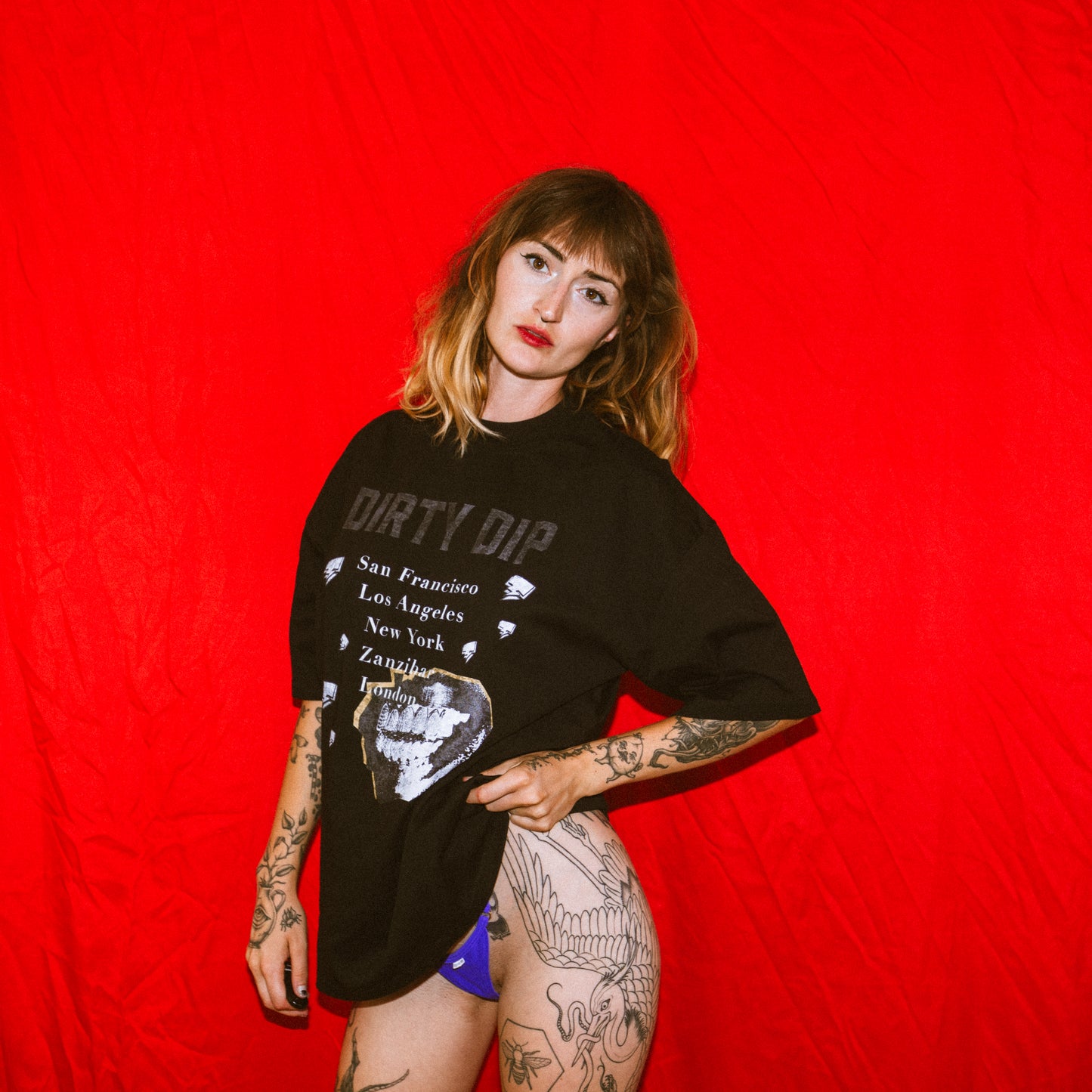 DIRTY International - Oversized High Neck T-shirt